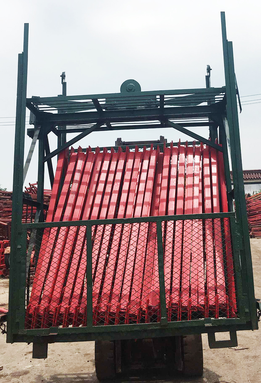 Material hoist